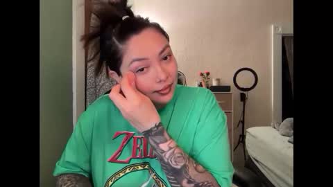 Snapshot of pumpkin_bunny chatting on 11.18.25 Pumpkin bunny online show from 11.18.25