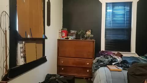 pUnKie6 online show from 12.25.24