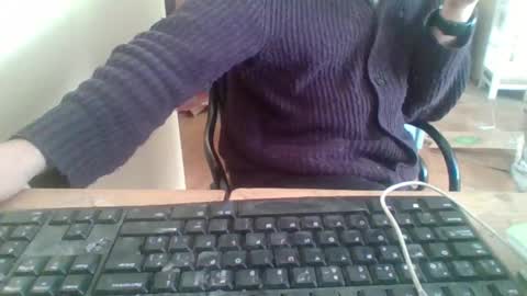 pup_y online show from 11.21.25