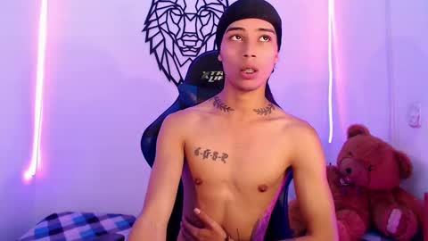 Cris online show from 02.24.25