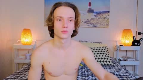 Snapshot of pupsenish chatting on 12.12.24 Jesse online show from 12.12.24