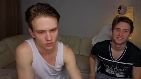 Snapshot of pupsenish chatting on 09.29.25 Jesse online show from 09.29.25