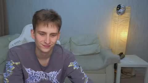 Snapshot of pupsenish chatting on 10.26.25 Jesse online show from 10.26.25