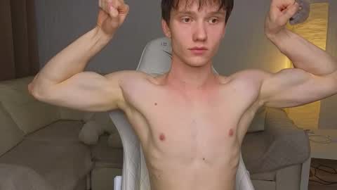 Snapshot of pupsenish chatting on 11.07.25 Jesse online show from 11.07.25