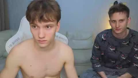 Snapshot of pupsenish chatting on 11.27.25 Jesse online show from 11.27.25