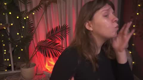 constant schedule Wednesday  Friday  Saturday  Sunday  The Rosemarie online show from 12.16.25