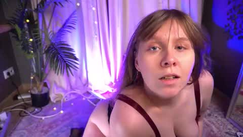 constant schedule Wednesday  Friday  Saturday  Sunday  The Rosemarie online show from 02.20.26