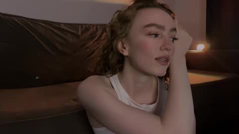 Marie online show from 02.12.25