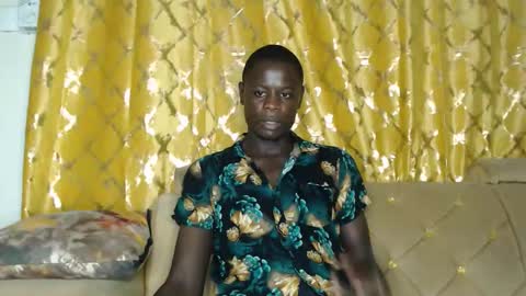 Snapshot of purple_hearts chatting on 02.21.26 purple_hearts online show from 02.21.26