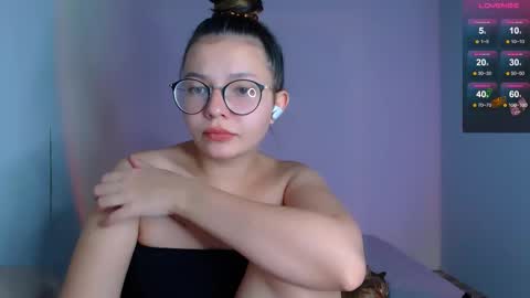 Carolyn online show from 09.16.25