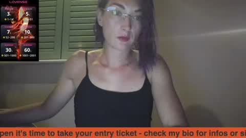 PurpleRainn69  Dina online show from 08.08.26