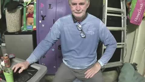 Snapshot of pussy_licker0127 chatting on 12.25.24 Mark online show from 12.25.24