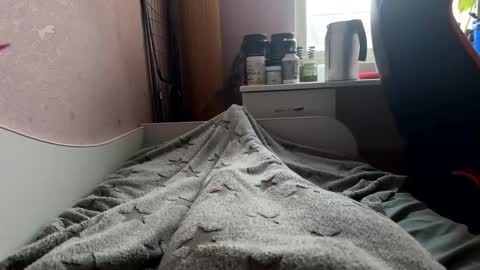 Snapshot of pussylicker1377 chatting on 02.09.25 Pussylicker online show from 02.09.25