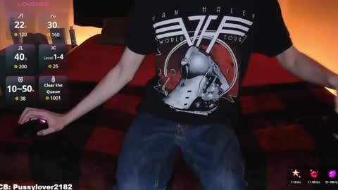 Snapshot of pussylover2182 chatting on 11.16.25 pussylover2182 online show from 11.16.25