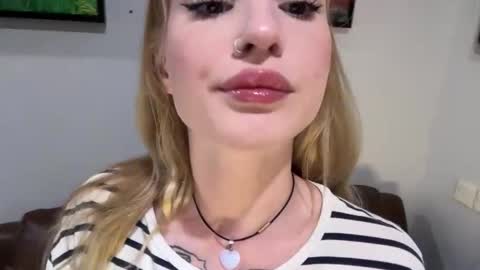 Lina online show from 03.08.26