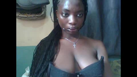 Snapshot of pweedy_ora chatting on 06.27.26 ora online show from 06.27.26