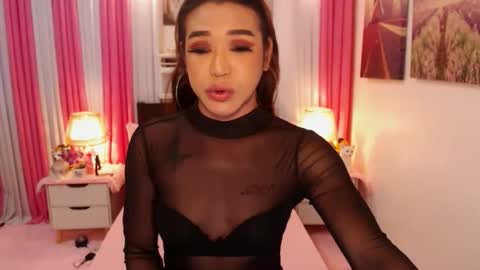 Snapshot of pythoncock4u chatting on 01.03.25 Queen Agatha online show from 01.03.25