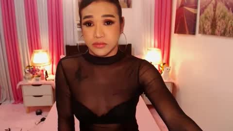 Snapshot of pythoncock4u chatting on 01.03.25 Queen Agatha online show from 01.03.25