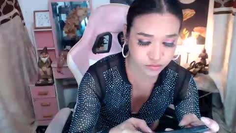 Snapshot of pythoncock4u chatting on 11.06.25 Queen Agatha online show from 11.06.25