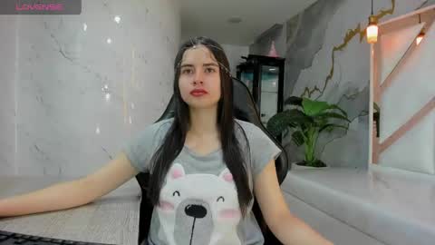 Qetsyah online show from 04.14.26