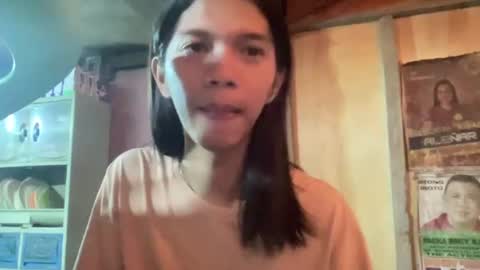 Snapshot of qn_jeshelle chatting on 07.16.26 SimplePetite Astrid28 online show from 07.16.26