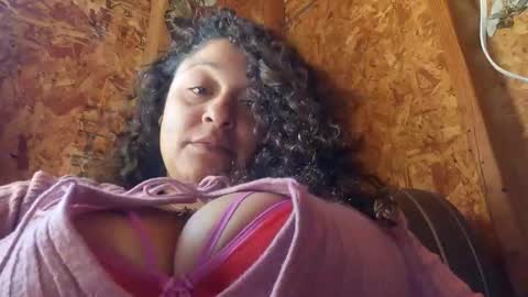 Snapshot of queen1309499253 chatting on 02.22.26 queen1309499253 online show from 02.22.26