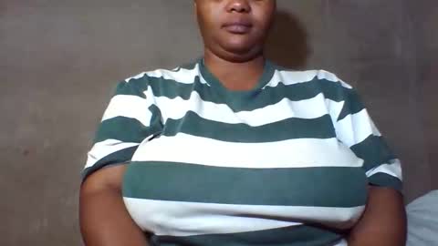 queen2302 online show from 04.12.26