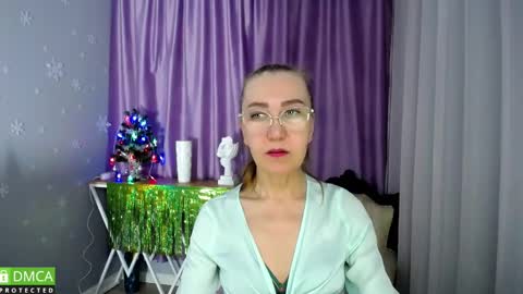 Snapshot of queen_a_n_i chatting on 12.17.24 A N I Ill be here on December 1st online show from 12.17.24