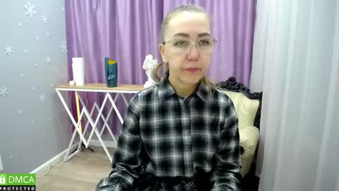 Snapshot of queen_a_n_i chatting on 01.25.25 A N I Ill be here on December 1st online show from 01.25.25