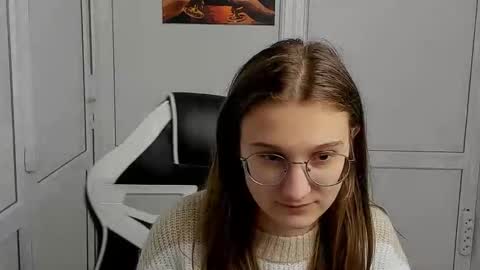 Amelie online show from 04.07.26