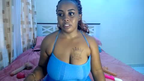 Snapshot of queen_doly chatting on 07.29.26 QUEEN DOLY online show from 07.29.26