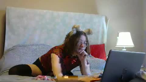 Queen Indra online show from 01.16.26
