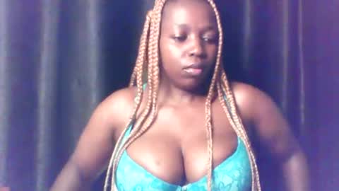 Snapshot of queen_melanine chatting on 05.04.26 QUEEN online show from 05.04.26