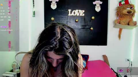 queen_natttyy online show from 12.06.24