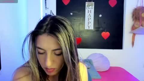 queen_natttyy online show from 01.22.25