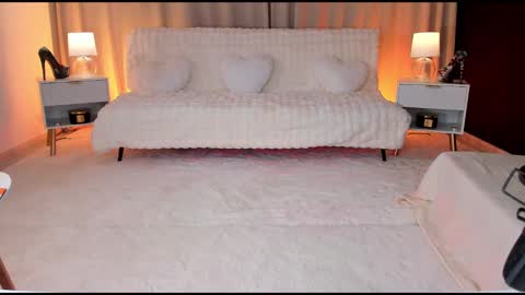 queen_of_deepthroat online show from 12.08.24