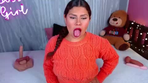 Queenamazon  online show from 06.29.26