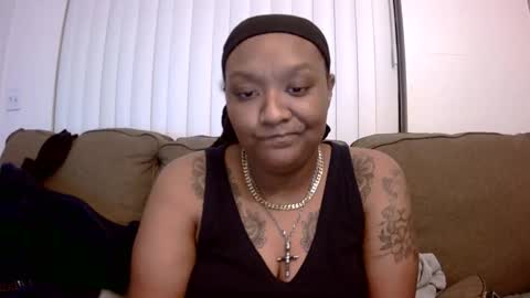 Queen Chief online show from 03.11.26