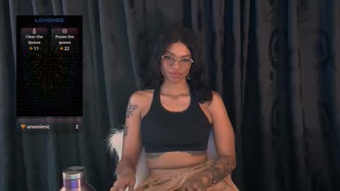 Snapshot of queendom_ing chatting on 12.17.24 Sweet Goddess online show from 12.17.24