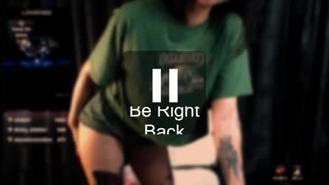 Snapshot of queendom_ing chatting on 12.30.24 Sweet Goddess online show from 12.30.24