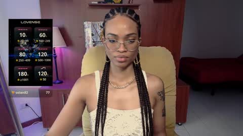 Snapshot of queendom_ing chatting on 02.05.25 Sweet Goddess online show from 02.05.25