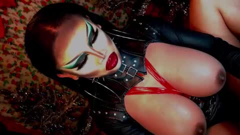 Wanda Luna online show from 12.07.24