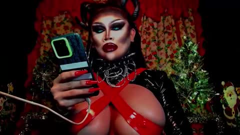 Wanda Luna online show from 12.11.24