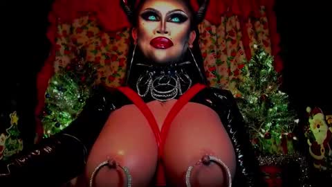 Wanda Luna online show from 12.23.24