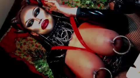 Wanda Luna online show from 01.02.25