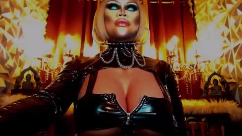 Wanda Luna online show from 01.30.25