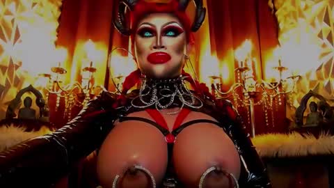 Wanda Luna online show from 02.14.25