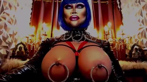 Wanda Luna online show from 02.18.25