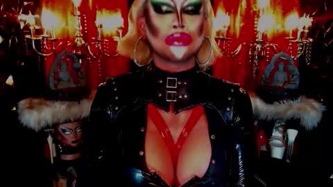 Wanda Luna online show from 09.23.25