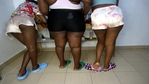 Nina online show from 03.02.26